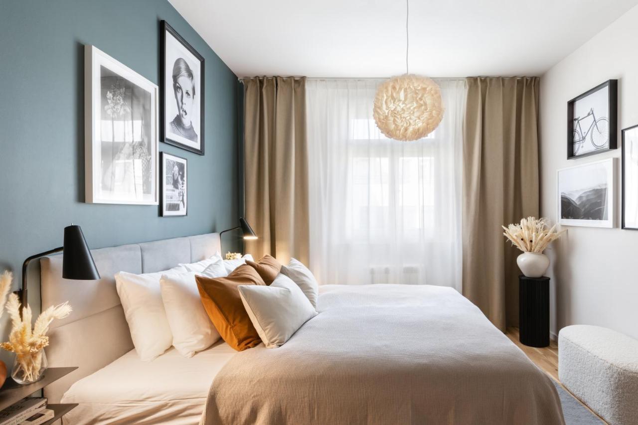 Turnkey I Republic Square Apartments Прага Екстериор снимка