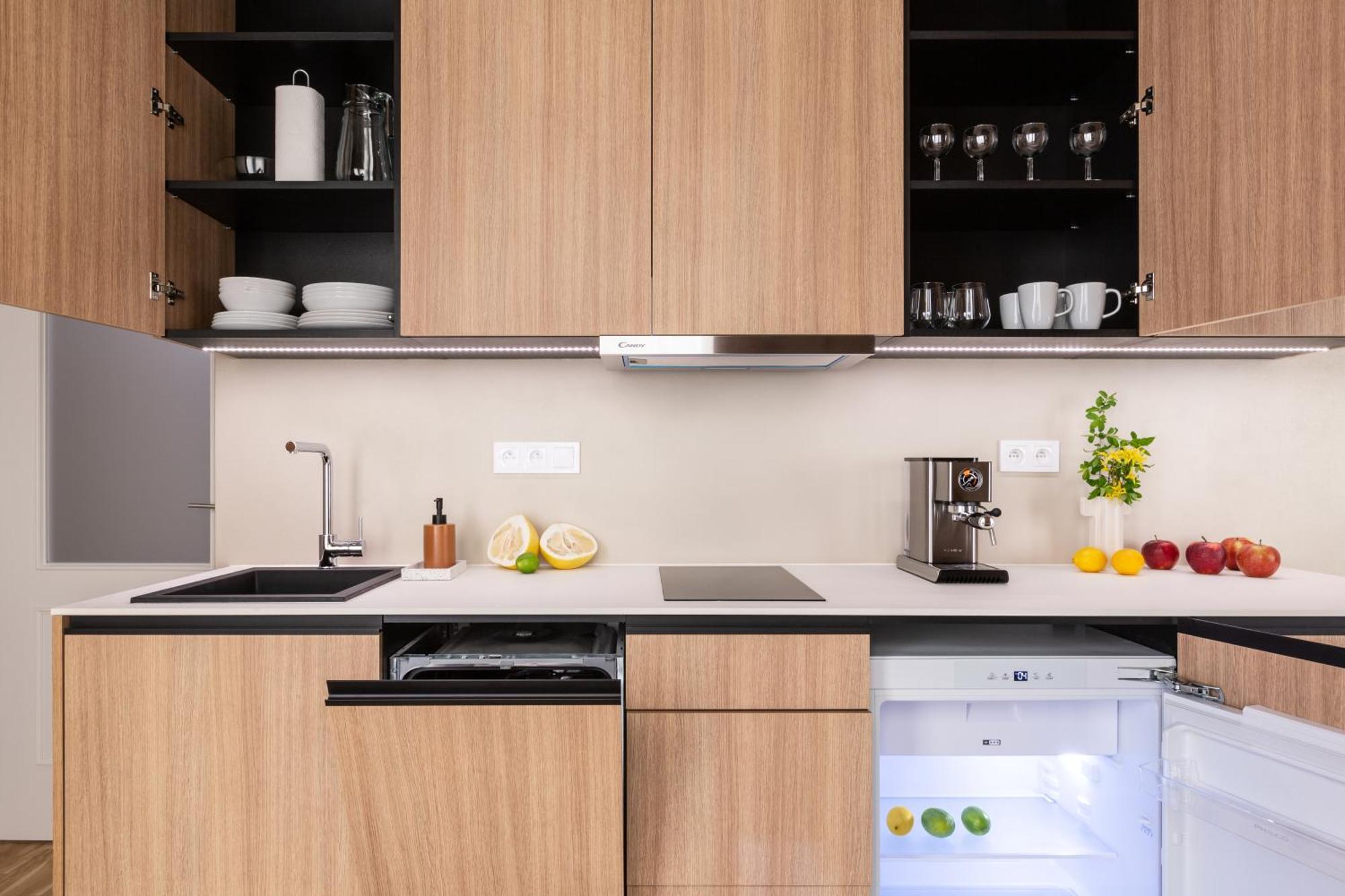 Turnkey I Republic Square Apartments Прага Екстериор снимка