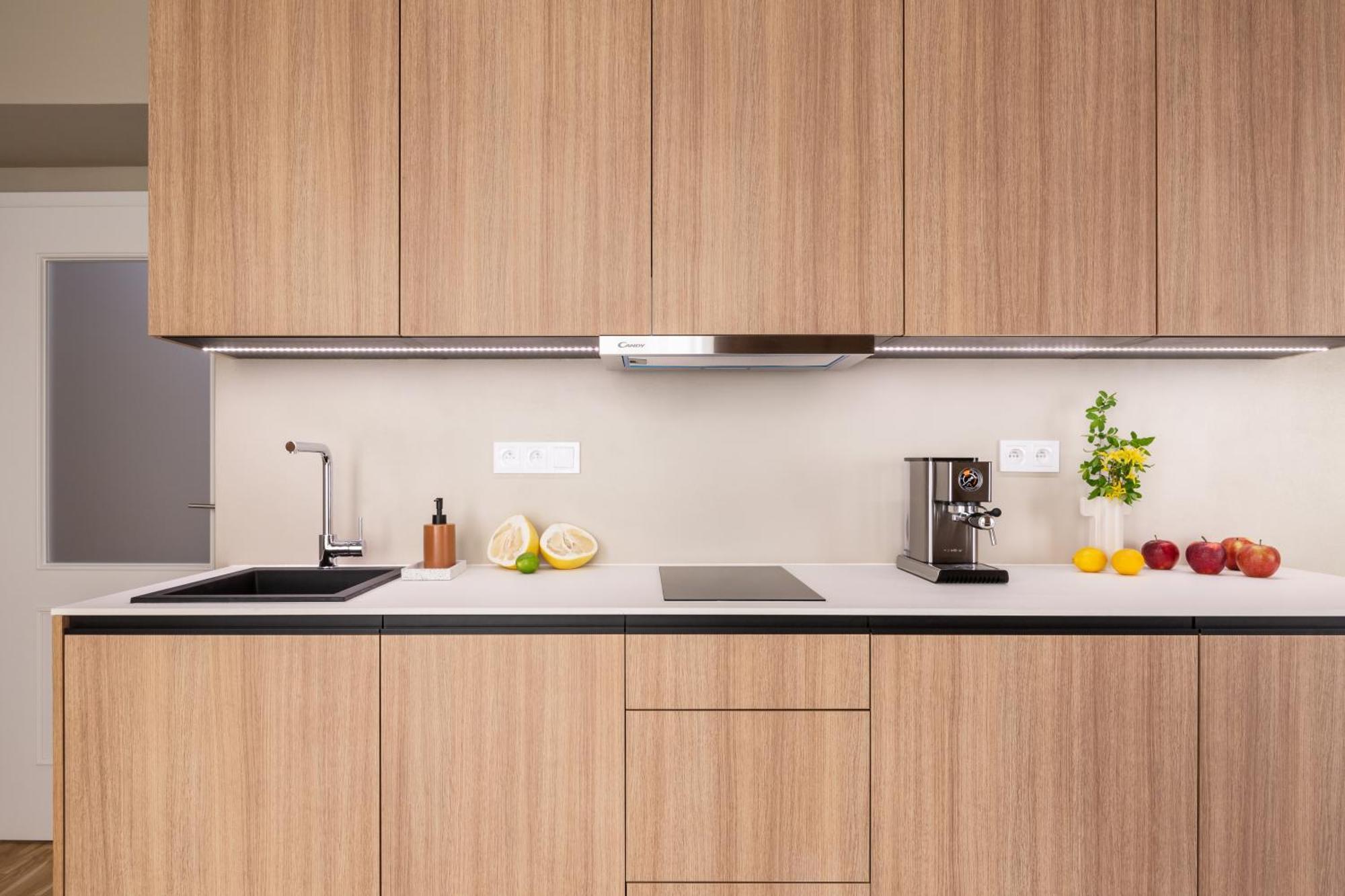 Turnkey I Republic Square Apartments Прага Стая снимка